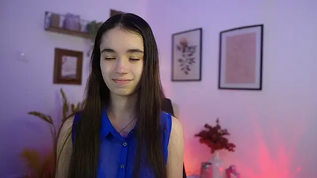 Gia Paige18 online show from 01/11/26, 07:08