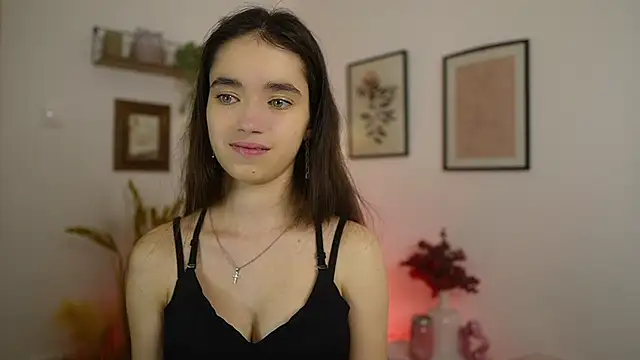 Gia Paige18 online show from 02/18/26, 07:21