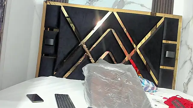 sweetebonny1 online show from 12/03/24, 10:28