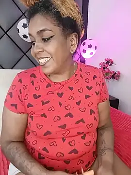 Snapshot of ELLA_KELLY chatting on 06/20/26, 11:46 ELLA KELLY online show from 06/20/26, 11:46