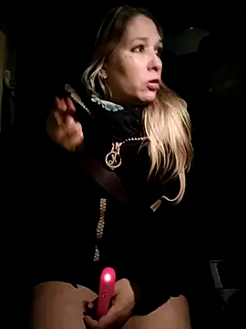 Snapshot of Chatonne69 chatting on 02/09/25, 02:38 Chatonne69 online show from 02/09/25, 02:38