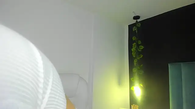 HarleyQueen Robbie online show from 12/15/24, 04:26