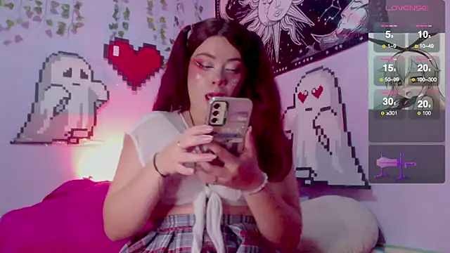 Erza escarleth online show from 03/11/25, 12:11