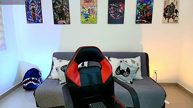 jonathanjoestar  online show from 04/16/26, 09:15