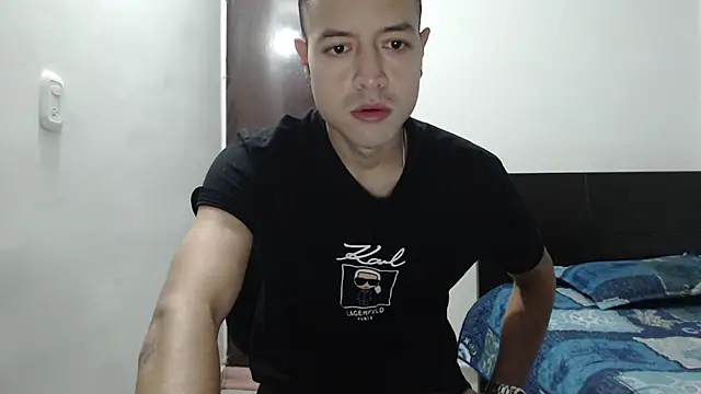 dimitriquiet05 online show from 12/17/24, 04:34