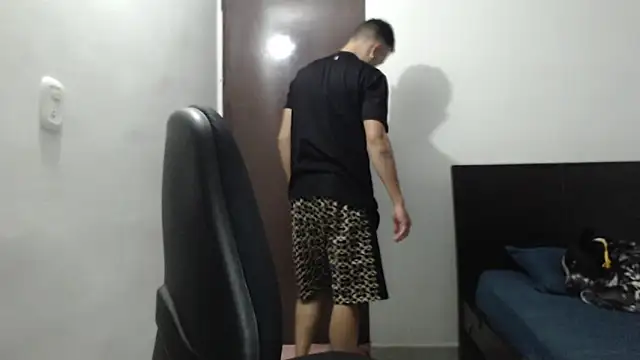 dimitriquiet05 online show from 01/05/25, 05:20