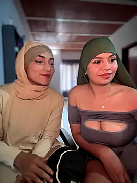 lalilamassu1 online show from 09/25/25, 03:16