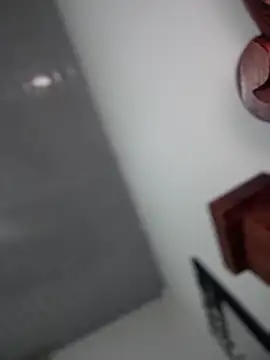 lalilamassu1 online show from 04/23/26, 10:23