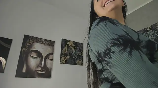 Kathia Morelli online show from 04/07/26, 11:43