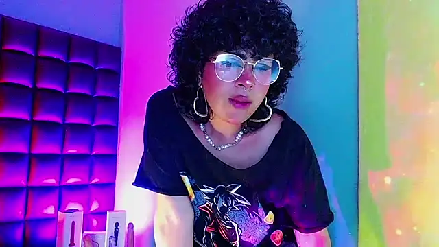 Snapshot of kuromi69 chatting on 12/18/24, 11:02 kuromi69 online show from 12/18/24, 11:02