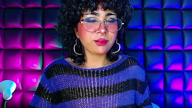 Snapshot of kuromi69 chatting on 02/08/25, 11:01 kuromi69 online show from 02/08/25, 11:01