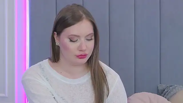 Snapshot of ChloeMarsch chatting on 03/18/25, 11:52 ChloeMarsch online show from 03/18/25, 11:52