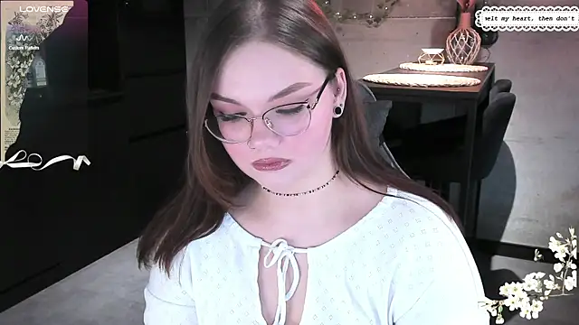 Snapshot of EvaBae chatting on 01/22/25, 12:06 EvaBae online show from 01/22/25, 12:06