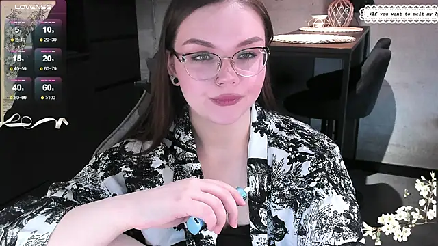 Snapshot of EvaBae chatting on 01/24/25, 09:39 EvaBae online show from 01/24/25, 09:39