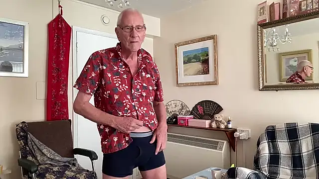 cutaboverest online show from 10/02/25, 02:57