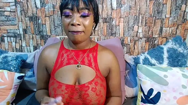 Snapshot of Foxy_African chatting on 05/18/26, 03:13 Foxy African online show from 05/18/26, 03:13