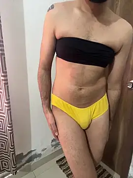 Snapshot of Supercouple9 chatting on 03/12/25, 07:35 Supercouple9 online show from 03/12/25, 07:35