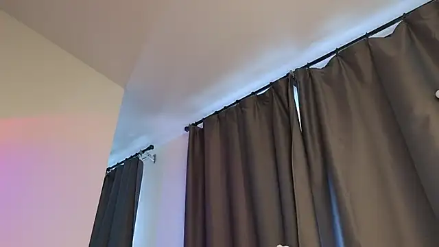 Snapshot of _eva_queen chatting on 04/28/26, 10:53 eva queen online show from 04/28/26, 10:53