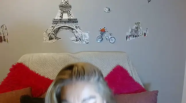 Snapshot of _SamanthaDoll_ chatting on 01/08/25, 06:41  SamanthaDoll  online show from 01/08/25, 06:41