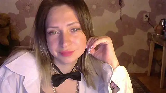 Queen Daenerys online show from 09/13/25, 08:52