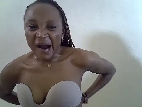 SpicyPetite online show from 10/17/25, 08:06