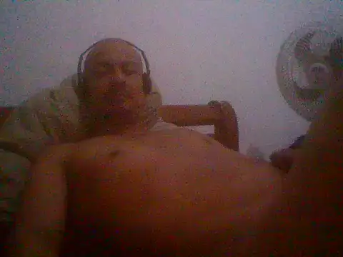 Snapshot of snoppie chatting on 02/18/26, 10:22 snoppie online show from 02/18/26, 10:22