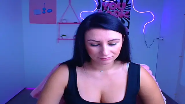 Loren Moa online show from 10/20/25, 11:54