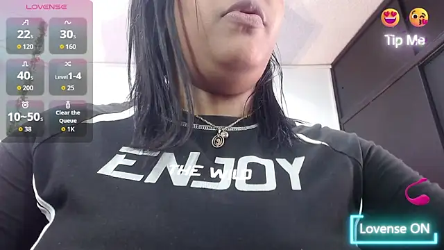 ozuna sex online show from 10/21/25, 08:20