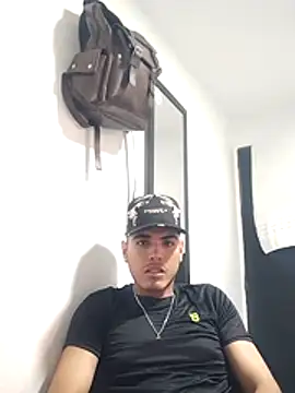 zCedri5CampE online show from 04/21/26, 06:01