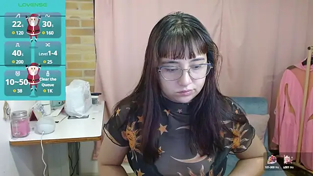 Snapshot of emitaa17228o chatting on 12/12/24, 09:37 emitaa17228o online show from 12/12/24, 09:37