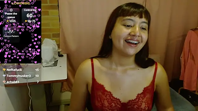 Snapshot of emitaa17228o chatting on 01/14/25, 09:30 emitaa17228o online show from 01/14/25, 09:30