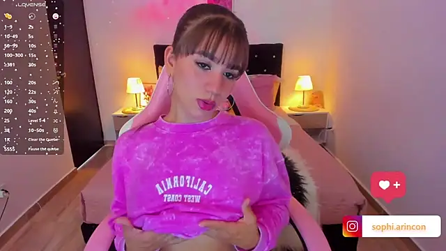 Sophia rincon online show from 04/08/26, 09:48