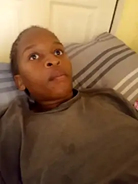 Snapshot of Nomawethu2002 chatting on 11/02/25, 06:38 Nomawethu2002 online show from 11/02/25, 06:38