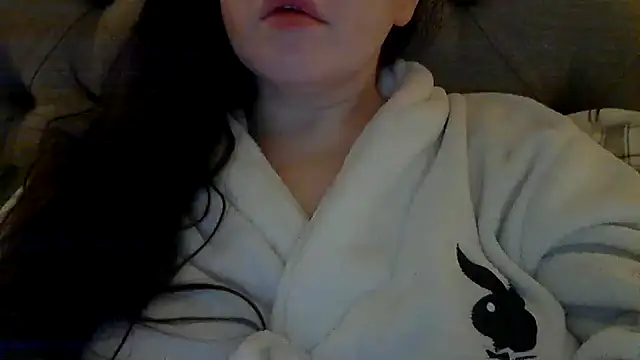 Snapshot of Sandysecret chatting on 12/17/24, 08:21 Sandysecret online show from 12/17/24, 08:21