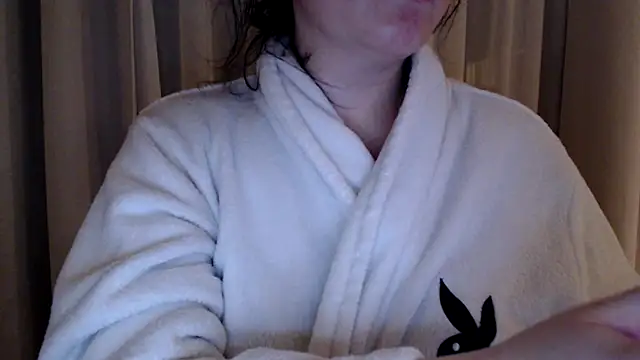 Snapshot of Sandysecret chatting on 03/11/25, 08:31 Sandysecret online show from 03/11/25, 08:31