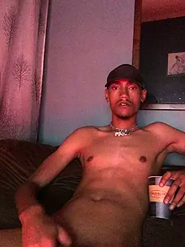 Snapshot of ZaddyBigDee chatting on 03/10/25, 02:06 ZaddyBigDee online show from 03/10/25, 02:06