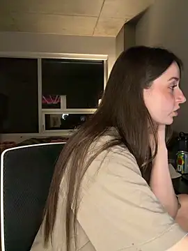 nerdynina online show from 06/16/26, 01:52
