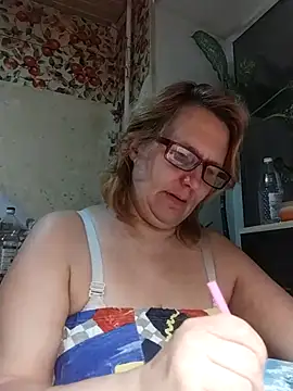 Forest-Lady online show from 11/12/25, 02:28