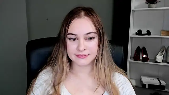 kitty valeria online show from 02/25/26, 09:57