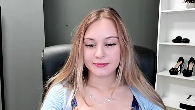 Snapshot of kitty_valeria chatting on 05/10/26, 01:38 kitty valeria online show from 05/10/26, 01:38