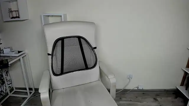 teaseDiana online show from 12/10/24, 09:55