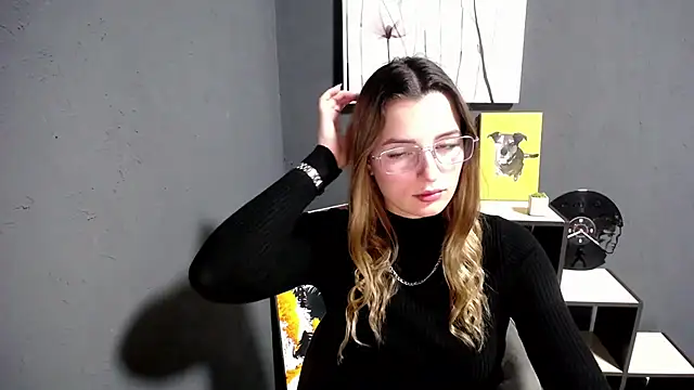 lady olivia  online show from 10/23/25, 12:59