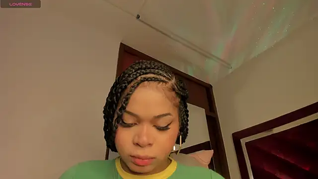Snapshot of Samanntha_Rose chatting on 03/14/25, 12:40 Samanntha Rose online show from 03/14/25, 12:40