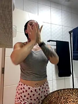 YasmimBrasil online show from 11/01/25, 08:38