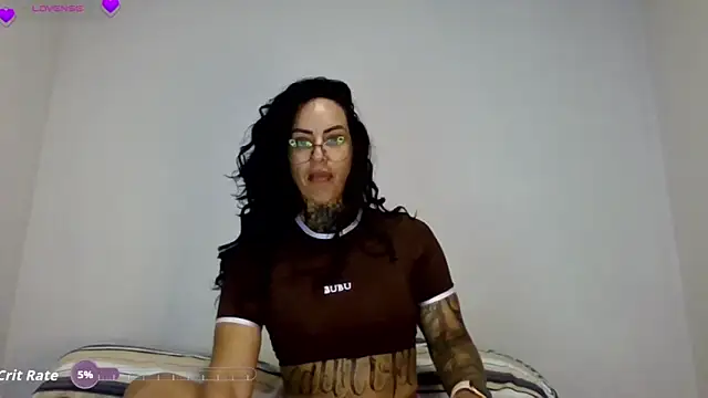 YasmimBrasil online show from 01/10/26, 05:48