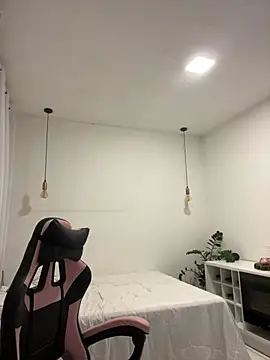 YasmimBrasil online show from 03/28/26, 07:52