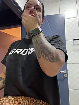 YasmimBrasil online show from 04/20/26, 06:16