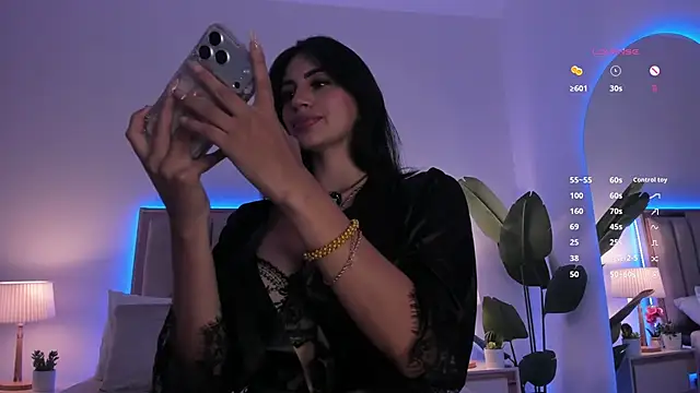 Snapshot of Taylor-Jonnees chatting on 05/09/26, 04:34 Taylor-Jonnees online show from 05/09/26, 04:34