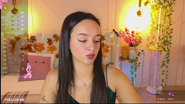 Lolly Neal online show from 11/07/25, 04:56