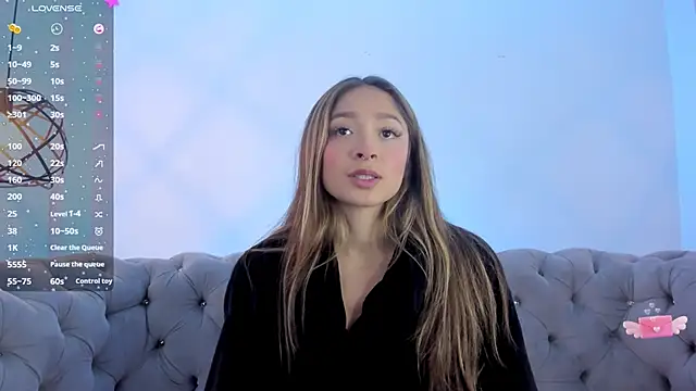 Victoria Adams14 online show from 01/28/25, 03:25